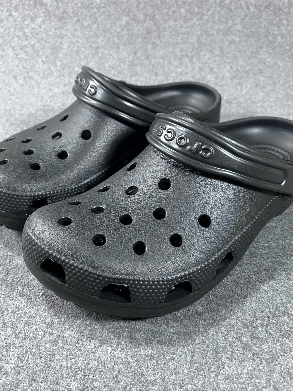 Crocs Classic Black Clog Slip-On Comfort Casual Womens 9 Mens 7